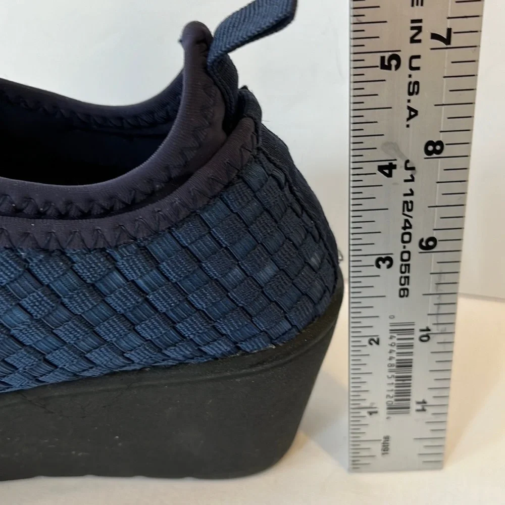Steve Madden women’s shoes navy blue textured fabric platform wedge size 7.5